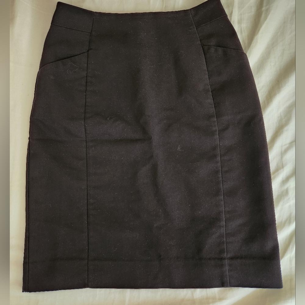 A Lot of 3 Skirts Ann Taylor and H&M - Picture 2 of 13